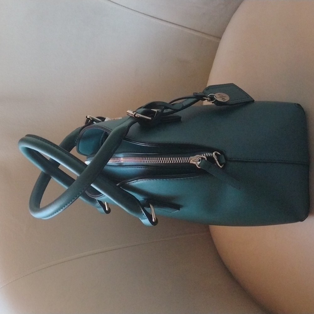 Handbag - Picture 4 of 6